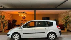 Grijs Gebruikt 2005 Renault Grand Scénic II Expression MPV | € 1.990 (Eerlijke prijs)