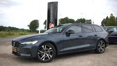 Blauw Gebruikt 2023 Volvo V60 Plus Stationwagen | € 37.985 (Eerlijke prijs)