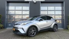Grijs Gebruikt 2017 Toyota C-HR Premium SUV | € 17.950 (Eerlijke prijs)