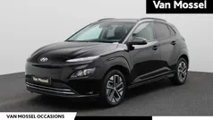 Zwart Gebruikt 2023 Hyundai Kona SUV | € 22.400 (Eerlijke prijs)
