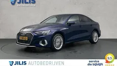Blauw, metallic lak Gebruikt 2021 Audi A3 Business Sedan | € 25.850 (Eerlijke prijs)