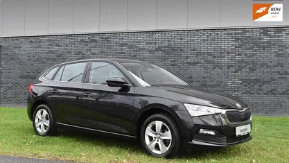 Gebruikt 2023 Skoda Scala Ambition Hatchback | € 20.940 (Eerlijke prijs)