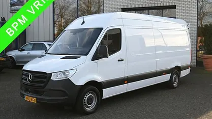 Wit Gebruikt 2023 Mercedes Sprinter Van | € 34.950 (Eerlijke prijs)