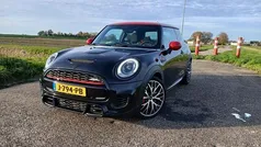 Zwart (metallic) Gebruikt 2015 Mini John Cooper Works Chili Hatchback | € 19.950 (Eerlijke prijs)