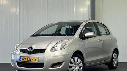 Occasion Toyota Yaris 101 PK (74 kW) 2009 Beige Hatchback