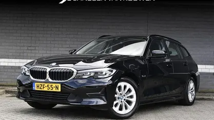 Occasion BMW 320e Comfort Edition 204 PK (150 kW) 2022 Zwart Stationwagen