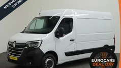 Wit Gebruikt 2023 Renault Master Van | € 21.490 (Goede deal)