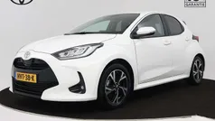 Wit Gebruikt 2024 Toyota Yaris Hybrid Edition Hatchback | € 25.445 (Eerlijke prijs)