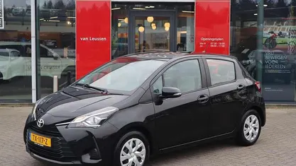 Occasion Toyota Yaris 69 PK (50 kW) 2018 Zwart Hatchback