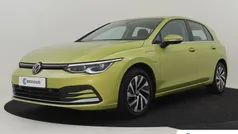 Gebruikt 2021 VW Golf VIII Style Hatchback | € 26.895 (Eerlijke prijs)