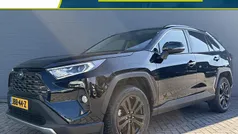 Zwart Gebruikt 2019 Toyota RAV4 Hybrid Style SUV | € 31.935 (Eerlijke prijs)