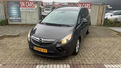 Grijs Gebruikt 2013 Opel Zafira Tourer Business MPV | € 4.950 (Eerlijke prijs)