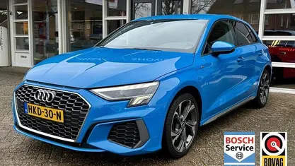 Occasion Audi A3 Sportback S-Line 150 PK (110 kW) 2021 Blauw Hatchback