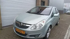 Gebruikt 2009 Opel Corsa Cosmo Hatchback | € 3.499 (Eerlijke prijs)