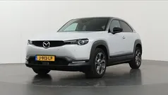 Wit, metallic lak Gebruikt 2020 Mazda MX30 Edition SUV | € 11.935 (Eerlijke prijs)