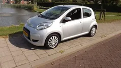Grijs Gebruikt 2011 Citroën C1 Exclusive Hatchback | € 3.595 (Eerlijke prijs)