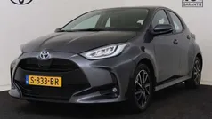 Gebruikt 2023 Toyota Yaris Hybrid Hatchback | € 23.445 (Eerlijke prijs)