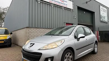 Occasion Peugeot 207 Access 73 PK (53 kW) 2011 Hatchback