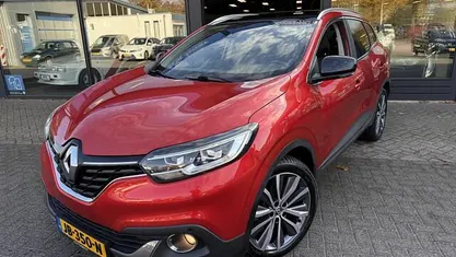 Rood Gebruikt 2016 Renault Kadjar Bose Edition SUV | € 11.950 (Super prijs)