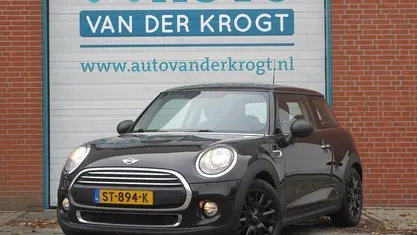 Occasion Mini ONE Business 102 PK (75 kW) 2018 Zwart Hatchback