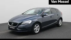 Grijs Gebruikt 2018 Volvo V40 Kinetic Stationwagen | € 15.400 (Goede deal)