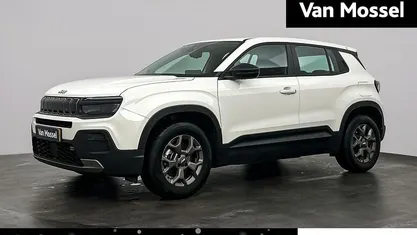 Wit Occasion 2024 Jeep Avenger EV Longitude SUV | € 23.440 (Goede deal)