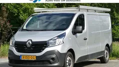 Grijs Gebruikt 2017 Renault Trafic Komfort MPV | € 13.850 (Duur)