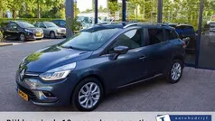 Grijs, metallic lak Gebruikt 2017 Renault Clio GrandTour Intens Stationwagen | € 9.940 (Eerlijke prijs)