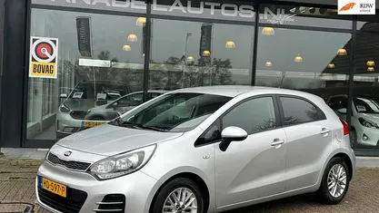 Occasion Kia Rio 84 PK (61 kW) 2015 Grijs (metallic) Hatchback