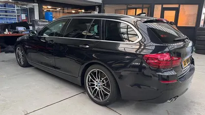 Occasion 2015 BMW 530 Executive Stationwagen | € 18.950 (Eerlijke prijs)