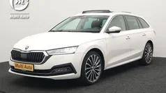 Wit Gebruikt 2022 Skoda Octavia Style Stationwagen | € 23.440 (Goede deal)
