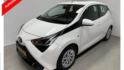 Occasion Toyota Aygo X-play 74 PK (54 kW) 2019 Hatchback