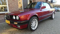Rood Gebruikt 1991 BMW 318 Sedan | € 14.950