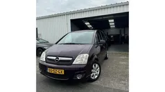 Paars Gebruikt 2006 Opel Meriva Cosmo MPV | € 1.450 (Eerlijke prijs)
