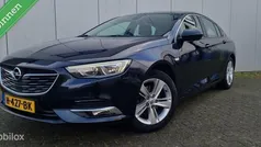 Blauw Gebruikt 2020 Opel Insignia Business Hatchback | € 13.990 (Goede deal)