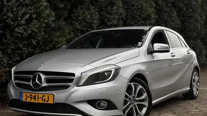 Grijs Occasion 2013 Mercedes A180 Ambition Hatchback | € 8.250 (Goede deal)
