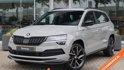 Grijs Gebruikt 2021 Skoda Karoq SportLine SUV | € 26.900 (Eerlijke prijs)