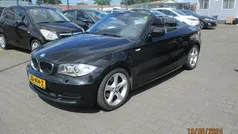 Zwart Gebruikt 2010 BMW 118 Cabriolet Cabriolet | € 7.999 (Eerlijke prijs)