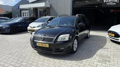 Zwart Gebruikt 2006 Toyota Avensis Executive Stationwagen | € 1.748 (Eerlijke prijs)