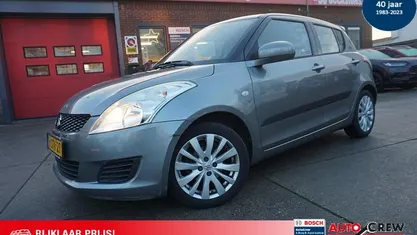 Zilver Gebruikt 2013 Suzuki Swift Hatchback | € 7.950 (Eerlijke prijs)
