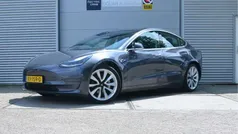Grijs, metallic lak Gebruikt 2019 Tesla Model 3 Long Range Sedan | € 22.500 (Eerlijke prijs)