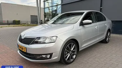 Grijs Occasion 2015 Skoda Rapid Hatchback | € 8.999 (Eerlijke prijs)
