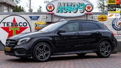 Zwart (metallic) Gebruikt 2019 Mercedes GLA180 Business SUV | € 26.950 (Eerlijke prijs)