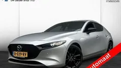 Sonic silver (grijs metallic) Gebruikt 2022 Mazda 3 Sportive Hatchback | € 24.950 (Eerlijke prijs)