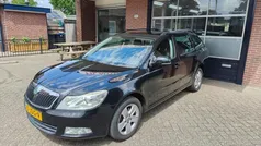 Zwart Gebruikt 2009 Skoda Octavia Business Line Stationwagen | € 2.450 (Eerlijke prijs)
