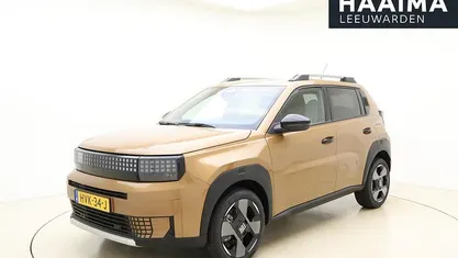 Occasion 2025 Fiat Grande Panda La Prima Hatchback | € 26.950 (Eerlijke prijs)