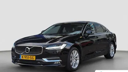 Zwart Gebruikt 2019 Volvo S90 Momentum Sedan | € 25.895 (Eerlijke prijs)