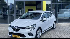Wit Gebruikt 2020 Renault Clio V Zen Hatchback | € 11.750 (Eerlijke prijs)