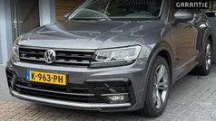 Grijs Gebruikt 2017 VW Tiguan R-line SUV | € 24.749 (Goede deal)