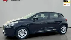 Zwart Gebruikt 2014 Renault Clio R.S. Collection Hatchback | € 6.995 (Eerlijke prijs)